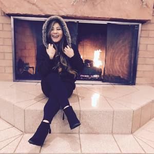 Meet your Posher, Maegan